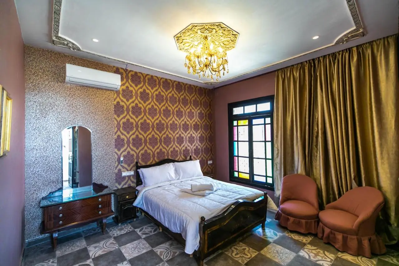 Comfort Triple Room with Mountain View at Palais Shazam